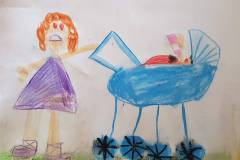 Mimi i barnevogn. Tegnet af Clara. Oldebarn af Frigge og Erling Køster